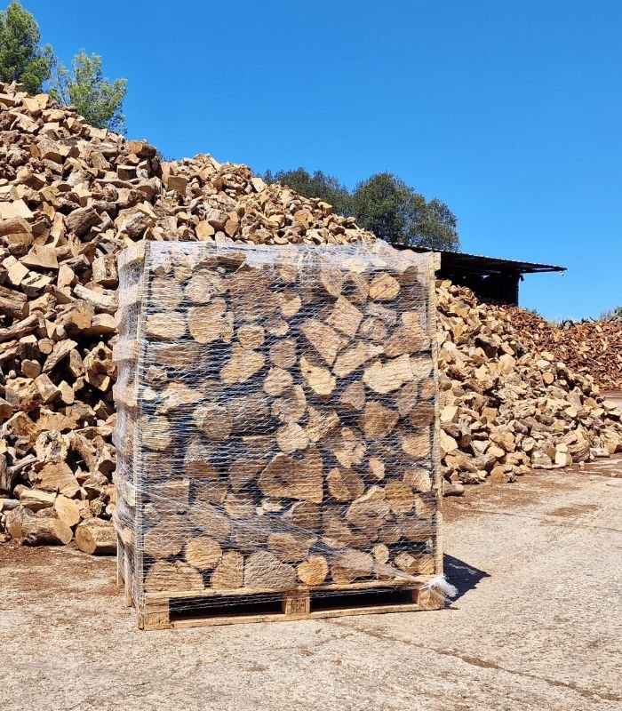 palet-lena-olivo-seca-1000kg-troncos-35cm1.jpg palet-lena-olivo-seca-1000kg-troncos-35cm1.jpg